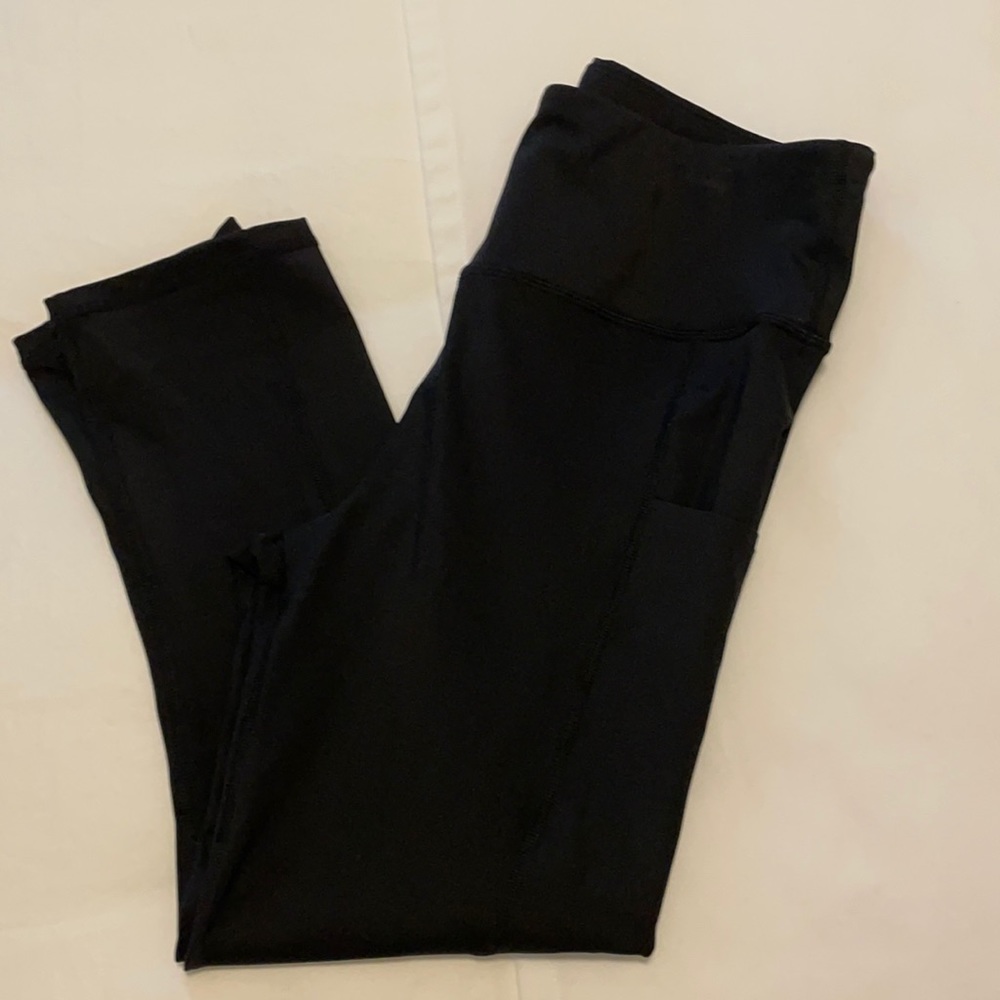 Ouges Capri Athletic Legging - image 1